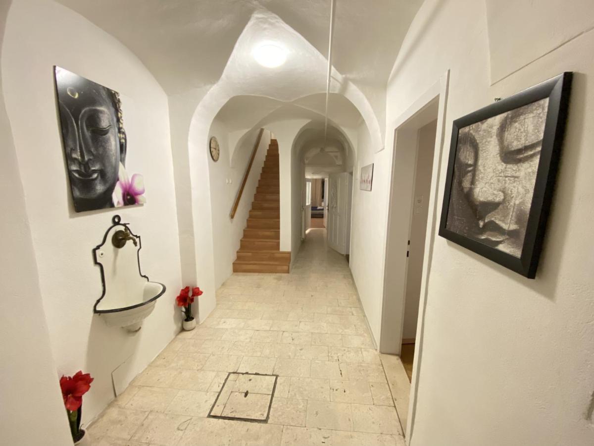 Villa Pod Gradom Λιουμπλιάνα Εξωτερικό φωτογραφία